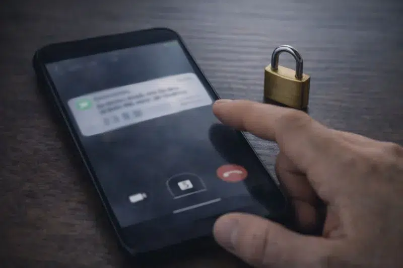 codigo verificacion whatsapp llave robo cuenta - Robo de cuenta de WhatsApp: si en una videollamada te piden compartir pantalla, cuelga